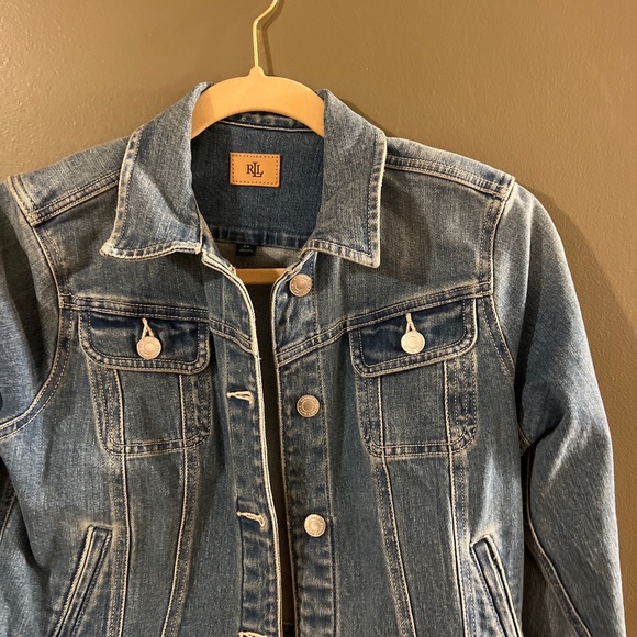 Lauren Ralph Lauren cropped jean jacket with blue flower embroidered cuffs - Picture 2 of 8